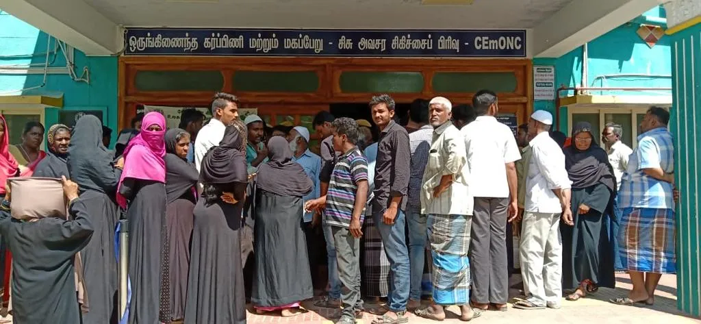 INCIDENT IN  THIRUPATHUR... PEOPLE PROTEST  